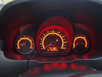 Kia Ceed 1.4 benzín 77kw 90 tis km - 9