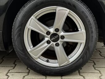 Audi A4 B7 2.0 TDI Kůže Navi Xenony Tažné Tempomat ALU kola - 9