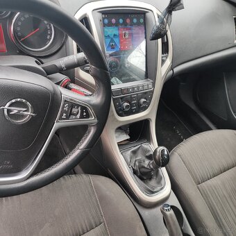 Prodam opel astra j 1.7 SDTI. - 9