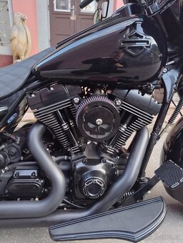 HARLEY DAVIDSON FLHX STREET GLIDE CUSTOM SPECIAL - 9
