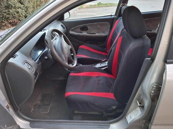 Mitsubishi Carisma 1.6i - Nezničitelný parťák za super cenu - 9