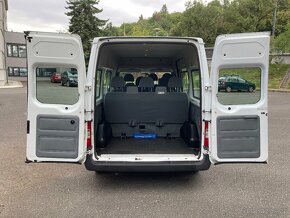 Ford Transit 2.2TDCi 74kW T300 9míst Klima - 9
