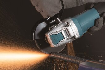Makita uhlova bruska 1400W 12000ot/min X-Lock - 9