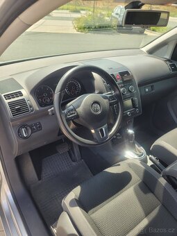 Volkswagen Touran - 9