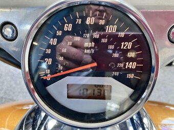 Honda VTX 1800 - 9