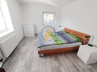 Pronájem velkého RD 6+kk se zahradou v obci Klokočí u Turnov - 9