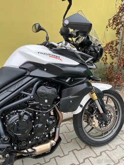 Triumph Tiger 800 XR - 9