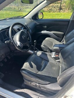 Citroen C-CROSSER 2.2HDI 4x4, 1.Majitel, koupeno v CR 7míst - 9