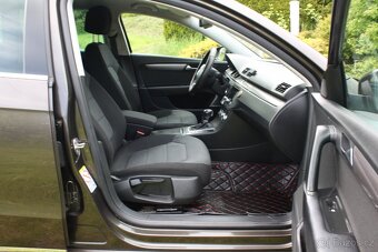 Volkswagen Passat 1.4 TSi DSG, Highline, Pádla - 9