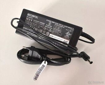 SONY ILME-FX6V (FX6) • 35mm plnoformátová filmová videokamer - 9