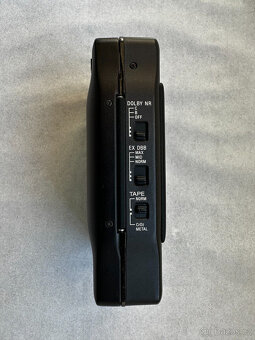 Vzácný vintage kazetový přehrávač Sony Walkman WM-DD9 v celo - 9