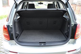SUZUKI SX4 CITY 1.6 VVT 88kw rok 2010 - 9
