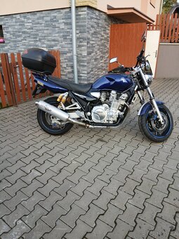 Yamaha XJR 1300 - 9