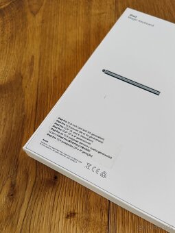 Apple iPad Pro 12,9” (4. generace) 256 GB + Magic Keyboard - 9