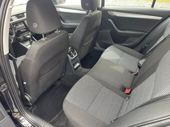 ŠKODA OCTAVIA 2.0 TDI KOMBI 110 KW ALU NAVI SERVIS - 9
