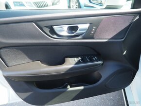 2019 Volvo V60 D3 Momentum, DPH, nové rozvody - 9
