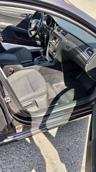Škoda Superb II kombi 2.0 TDi - 9