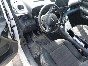 Opel Combo Life 1.5 CDTi m.2019 - 9