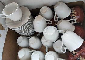 Talíře,sklenice,hrníčky.. - 9