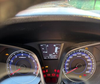 Hyundai ix20 - 9