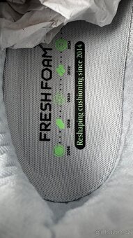 Zánovní boty New Balance Fresh Foam V5 - vel.44 (1x na sobě) - 9