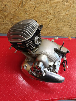 Prodám motor JAWA 300 CL - 9