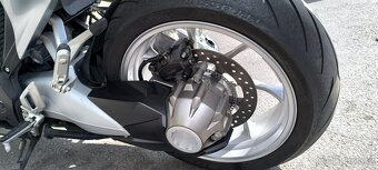 Honda VFR 1200 F Automat - 9