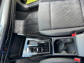 VW Golf 8 Variant - 9