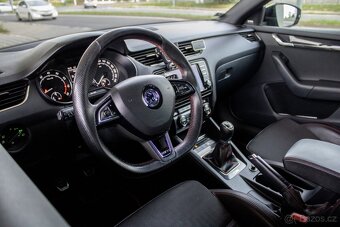 Škoda Octavia RS 2.0TFSI Combi - 9