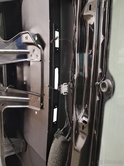 Páté dveře Škoda Octavia 2 kombi - 9