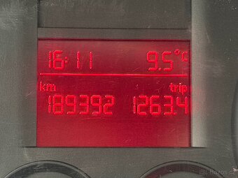 VW Caddy 1.4i 16v 59kw - 9