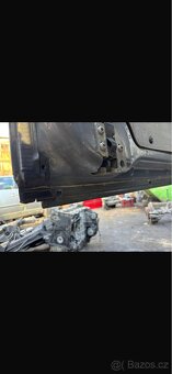 Plechařina Mercedes Sprinter 906 Vw crafter dveře - 9