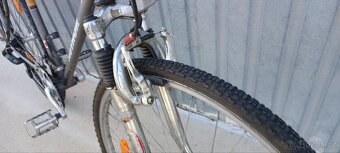 Author Stratos, rám 22" - 9