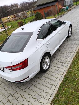 Škoda Superb 3 iV 160kw PHEV - 9