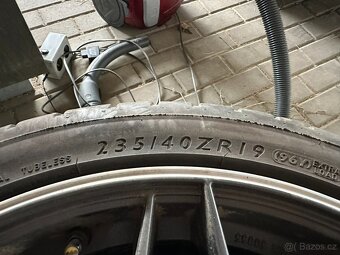 Pěkná sada R19 Superb/Octavia atd - 9