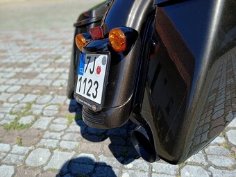 Harley-Davidson FLTRXS Road Glide Special 114 - 9