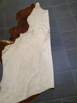 pravá kůže, hovězí kožešina, IKEA, 208cm - 9