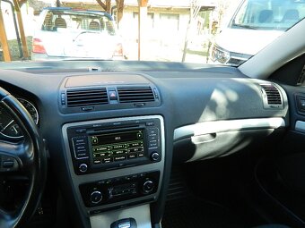 Škoda Octavia 2.0 TDI 103 kW DSG, 2011 - 9