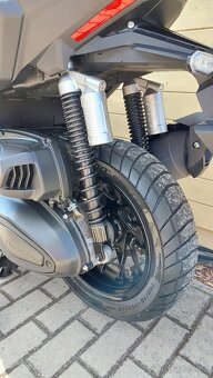 Honda ADV 350 Smart top box 2024 - 9
