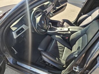 Bmw e90 330iA Mpaket - 9