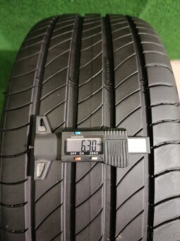 4ks letni 225/45/17 Michelin - 9