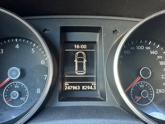 Volkswagen Golf 6 GTI - 9