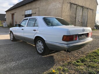 Mercedes Benz W126 260SE - 9