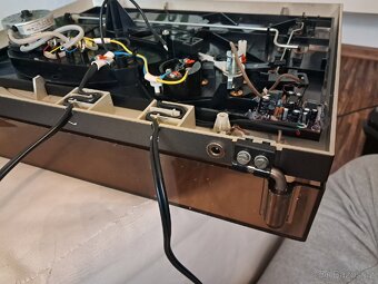 Tesla NC 300 - 9