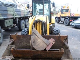 Fermec860 4x4 - 9