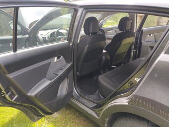 Kia Sportage r.v.2011 , 1995 ccm ,diesel, AWD ,manuál. - 9
