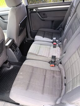 Volkswagen Touran 1,9 TDI 77 kw - 9