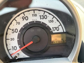 Prodám peugeot 107 1,0 - 9