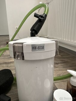 Kompletní a plně funkční akvarijní set - 9