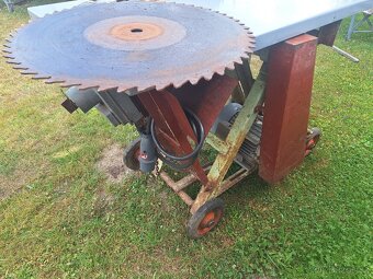 Cirkularka štípačka Narex HVP 77, tovární výroba - 9